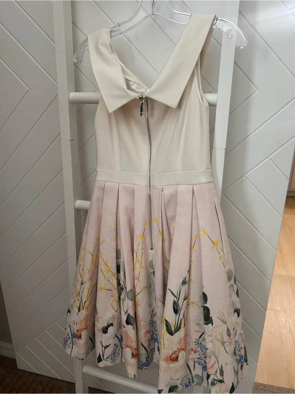 Ted Baker Cream & Light Pink Floral Fit-and-Flare Dress size 1 (US 2/4)